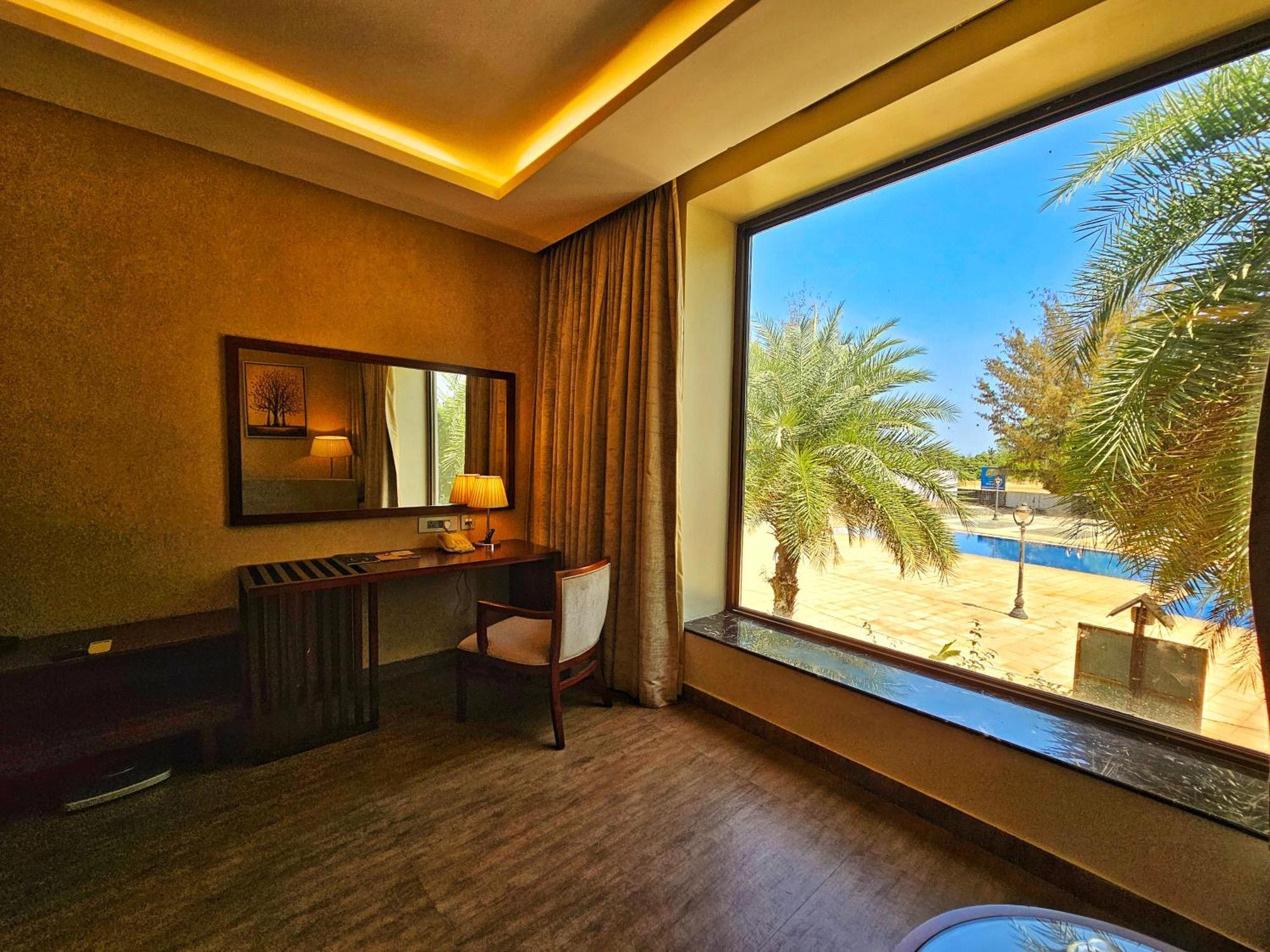 Uva Meridian Bay Resort & Spa Kundapur Extérieur photo