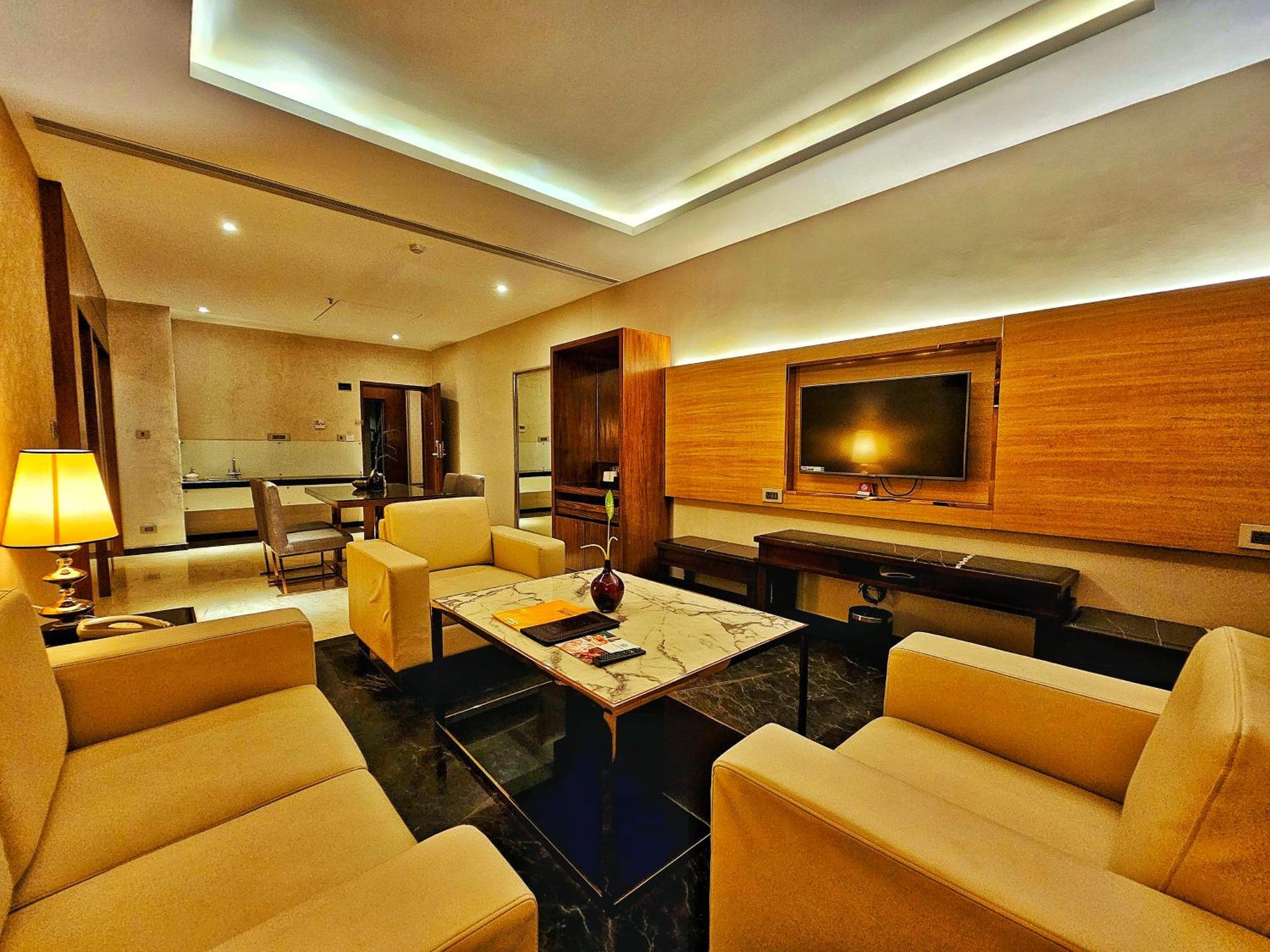 Uva Meridian Bay Resort & Spa Kundapur Extérieur photo